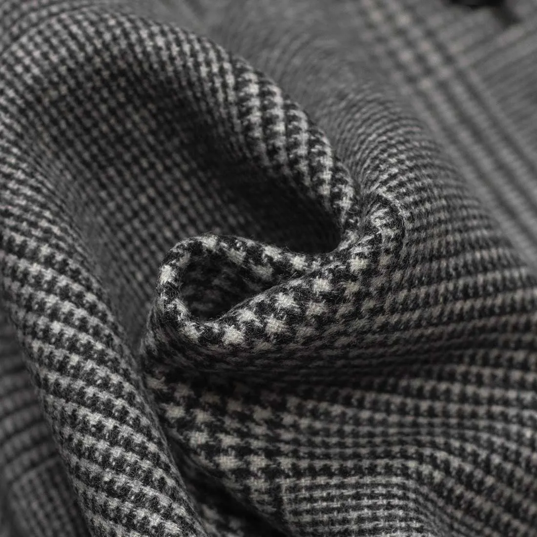 "Starry Night" long coat in grey Prince-of-Wales check melton wool