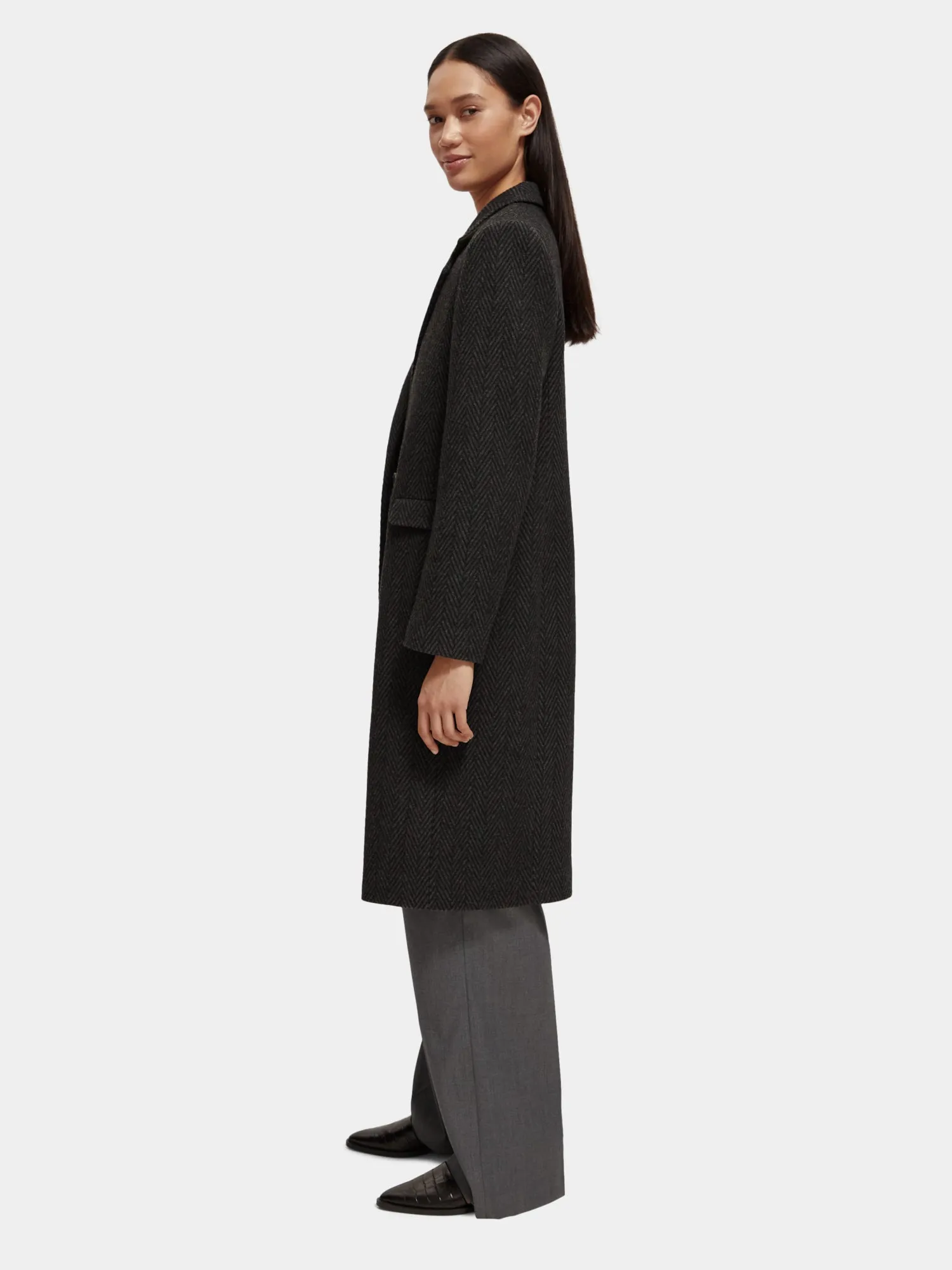 Wool-blend tailored coat